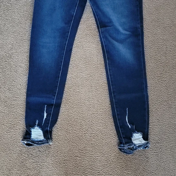 KanCan skinny distressed jeans - Picture 6 of 7
